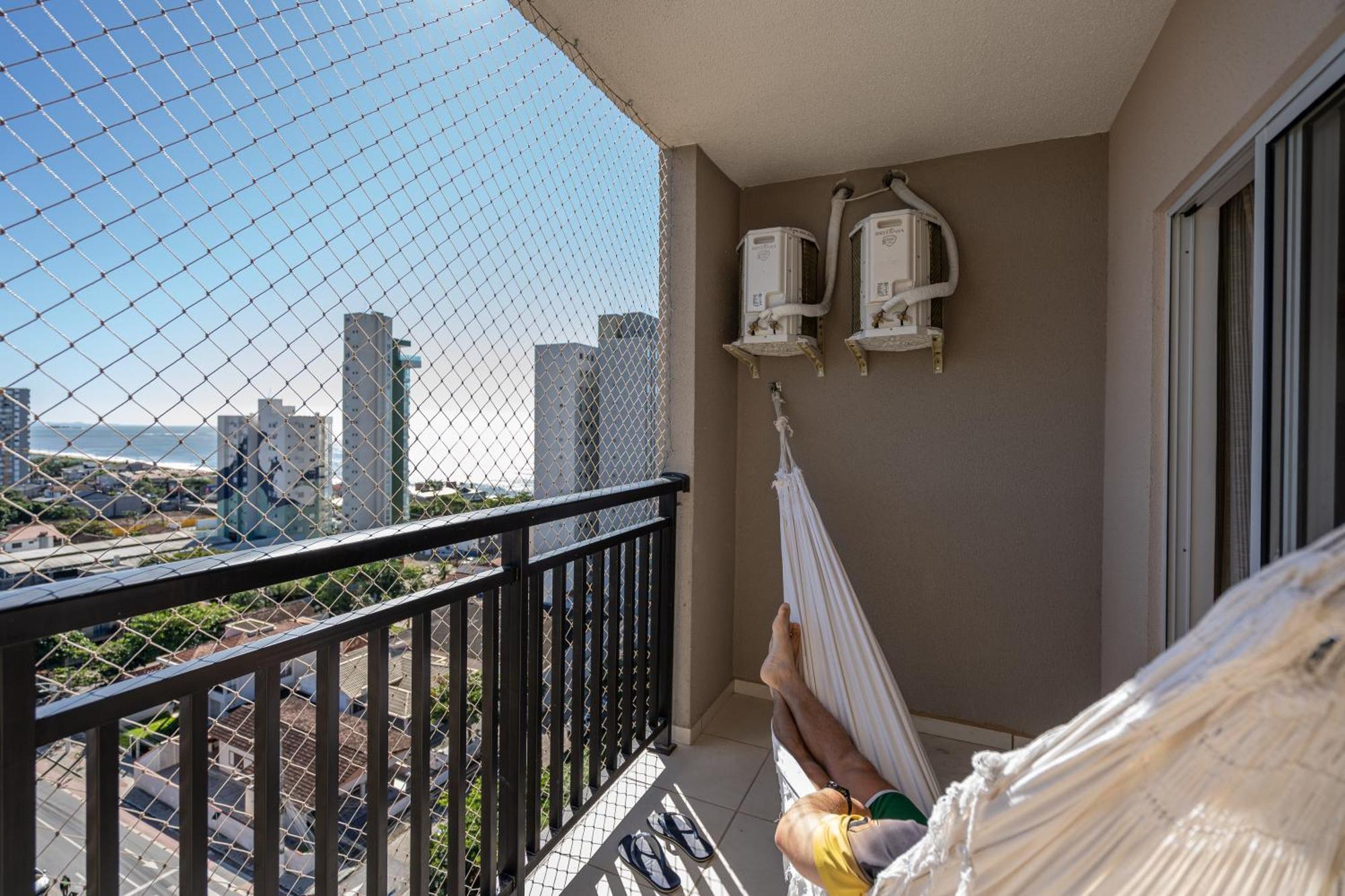 Apartamentos Em Bal Picarras 150 M Da Praia Com Sacada, Wi-Fi, Piscina, Portaria 24H, Playground E Vaga De Garagem Bilik gambar